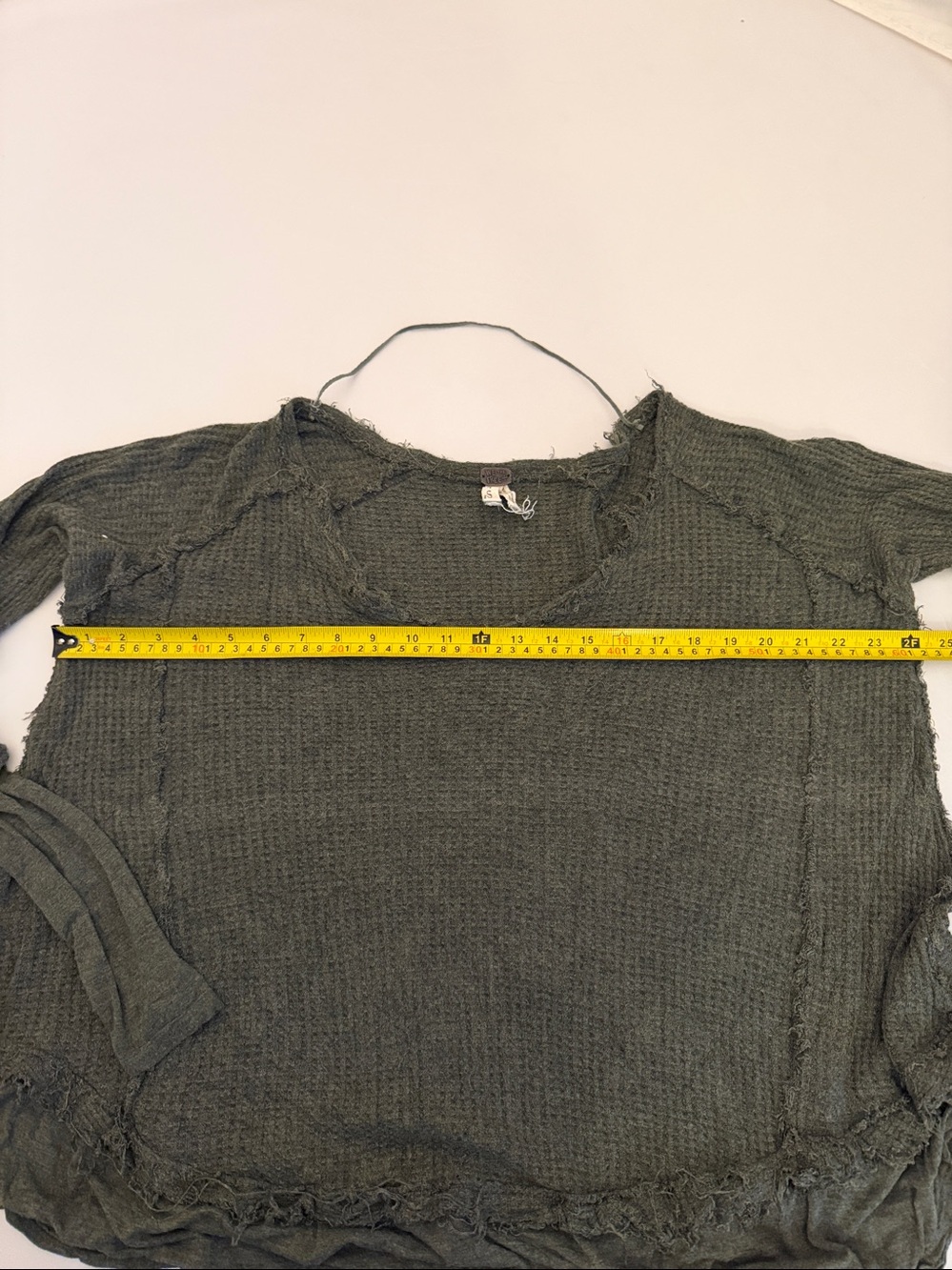 Free People We the Free Laguna Moss Green waffle knit v-neck oversized top - Picture 4 of 9